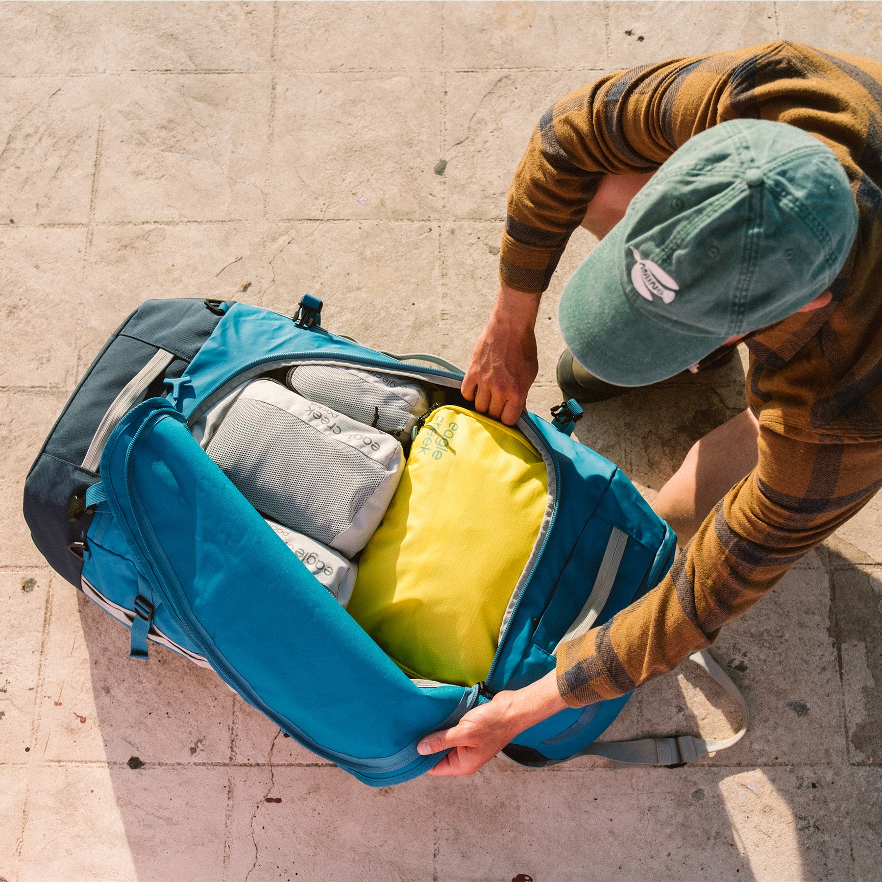 Cargo Hauler 110L Rolling Duffel Bag - Image 20