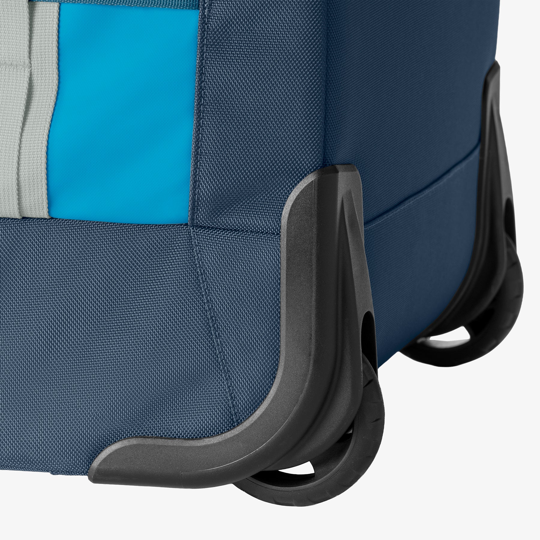 Cargo Hauler XT 29/90L Wheeled Duffel - Image 6