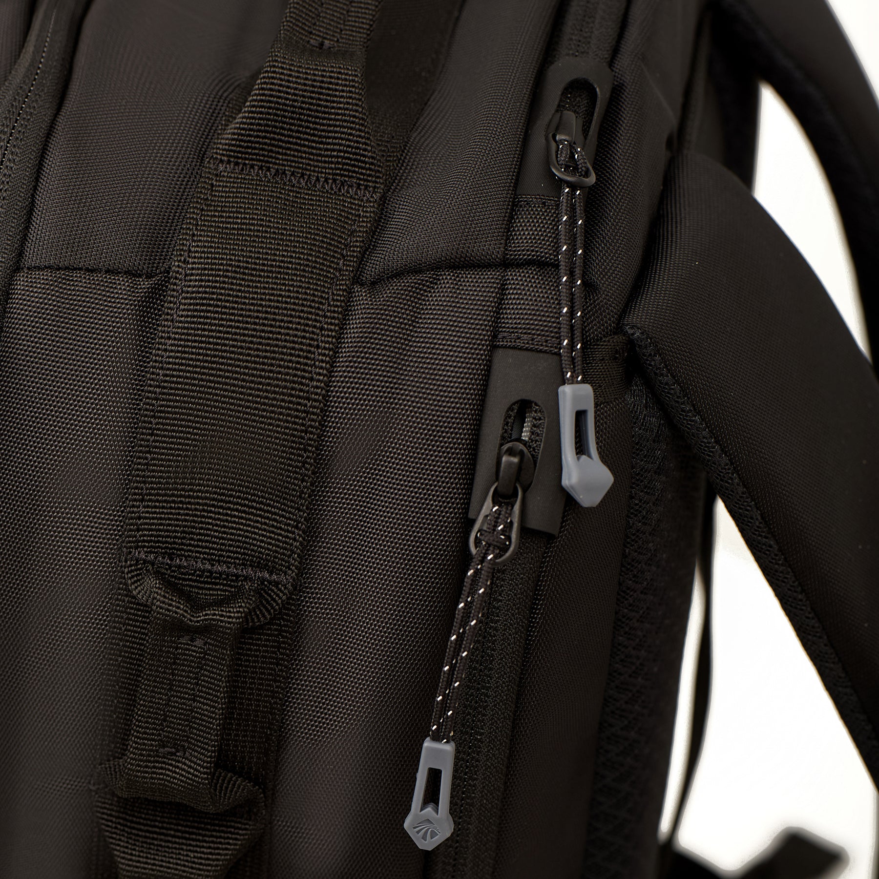 Tour Lite Travel Pack 28L - Image 20